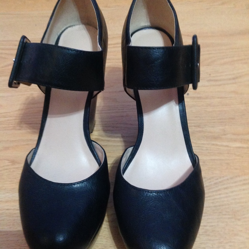 Black Nine West Wedge dress shoes Size 8